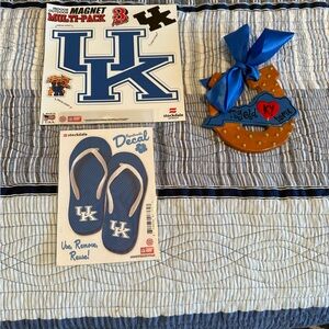 University of Kentucky Magnet and Decal Set
